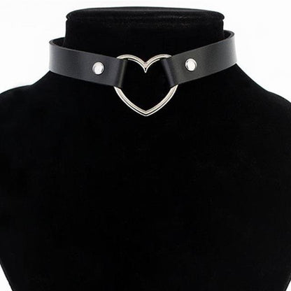 Heart Leather Choker